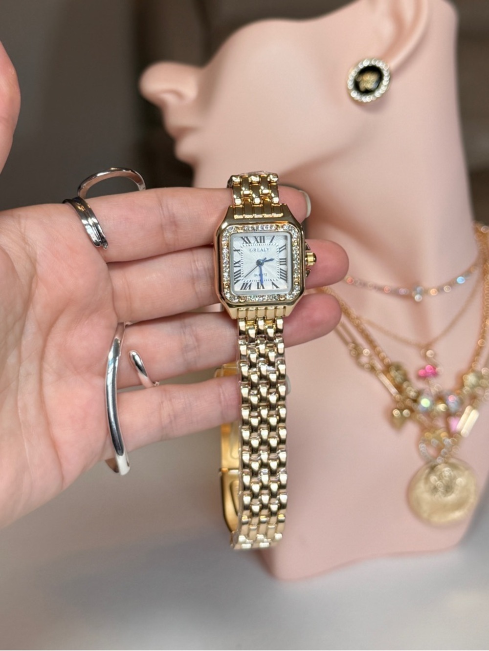 Gold Women's Bracelet Watch - Classic Roman Dial - Picture 9 of 12